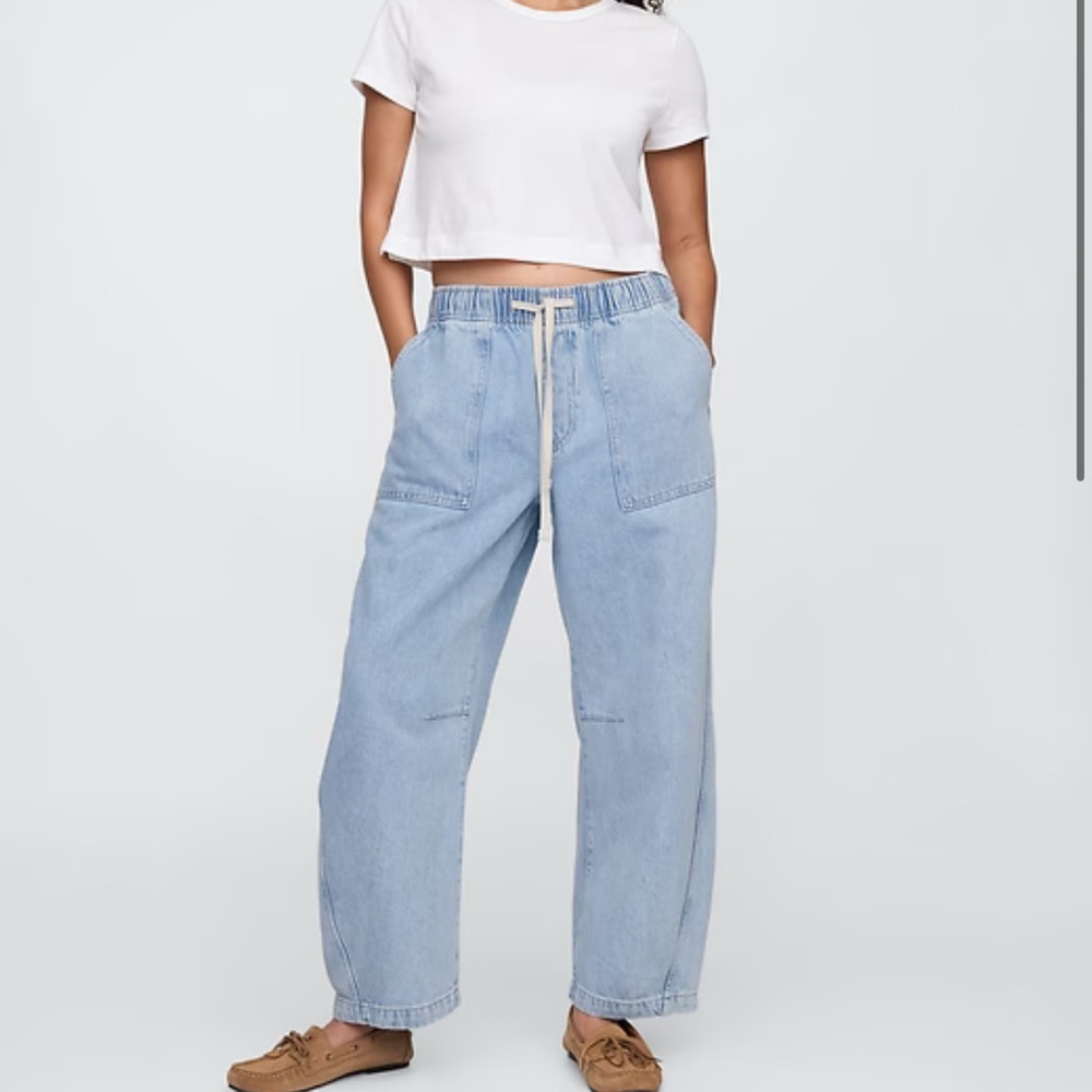 NWT Gap Barrel Jeans